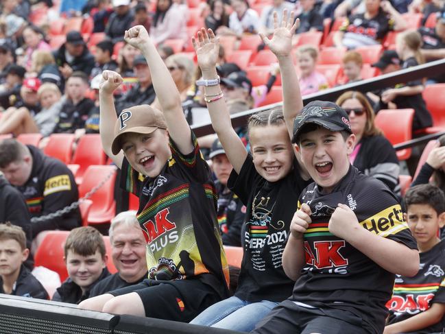 Hendrix Constable, 8 and friends Madison de marzi, 7 and Zac De Marzi, 10. Picture: David Swift