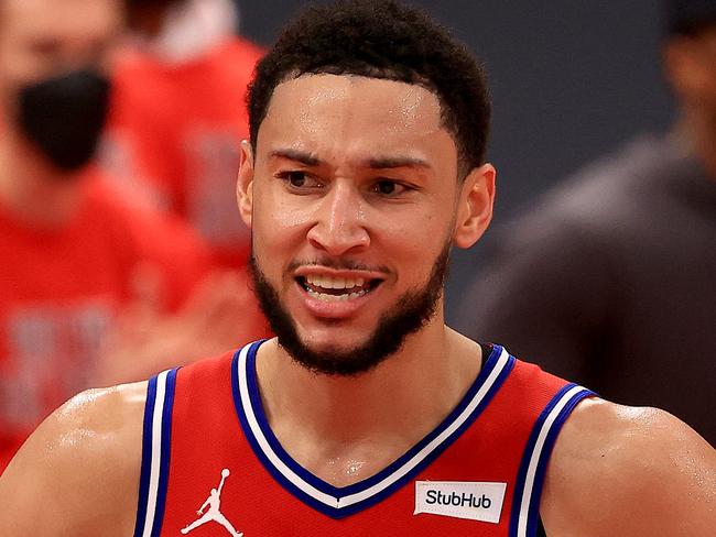 TAMPA, FLORIDA - FEBRUARY 21: Ben Simmons #25 of the Philadelphia 76ers reacts to a play during a game against the Toronto Raptors at Amalie Arena on February 21, 2021 in Tampa, Florida. (Photo by Mike Ehrmann/Getty Images) NOTE TO USER: User expressly acknowledges and agrees that, by downloading and or using this photograph, User is consenting to the terms and conditions of the Getty Images License Agreement.