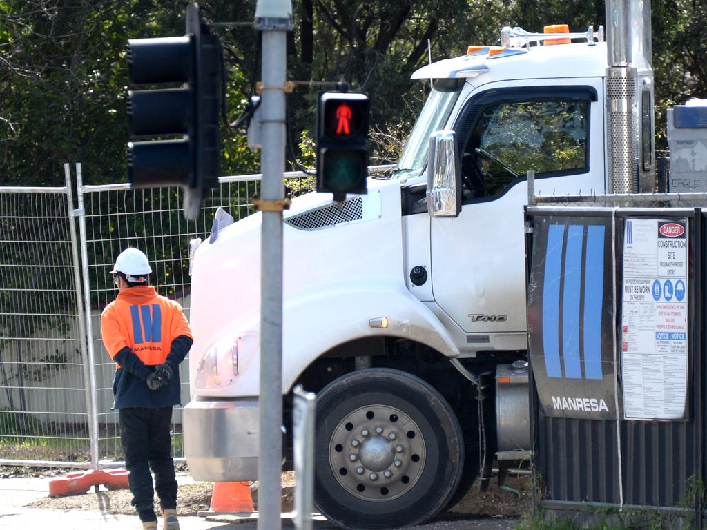 Generic images of building construction workers on site. Picture: NCA NewsWire / Andrew Henshaw