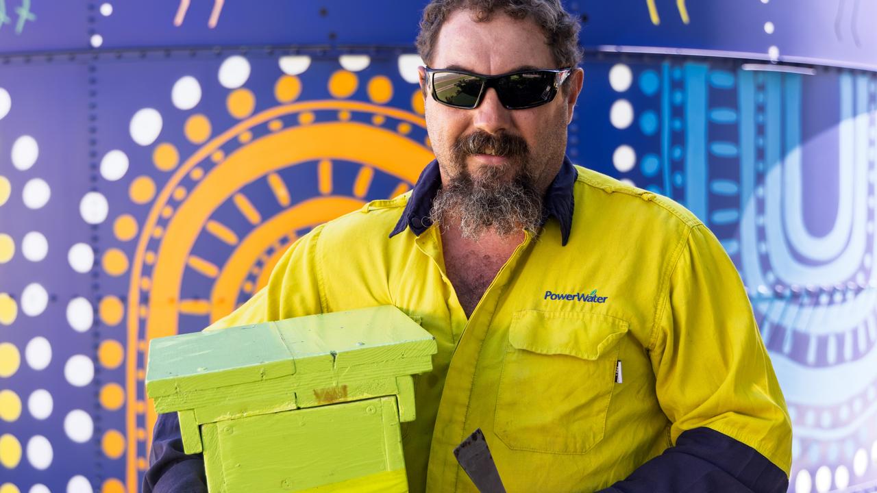No stings attached: Why Top End vollie gets a buzz from moving bees