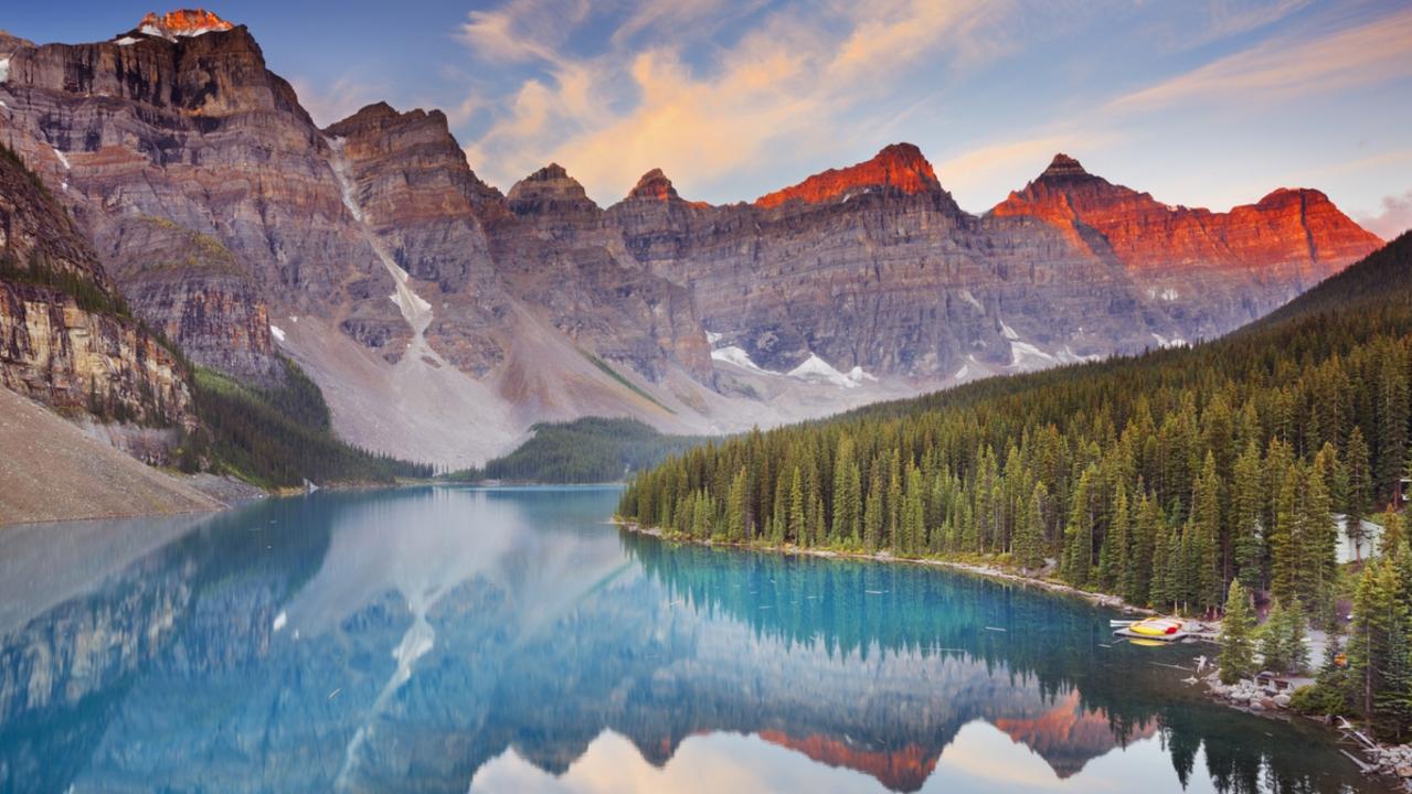 Daring ski slopes, pretty-as-a-picture lakes and arresting national parks make the Canadian Rockies a favourite holiday spot for Aussies.