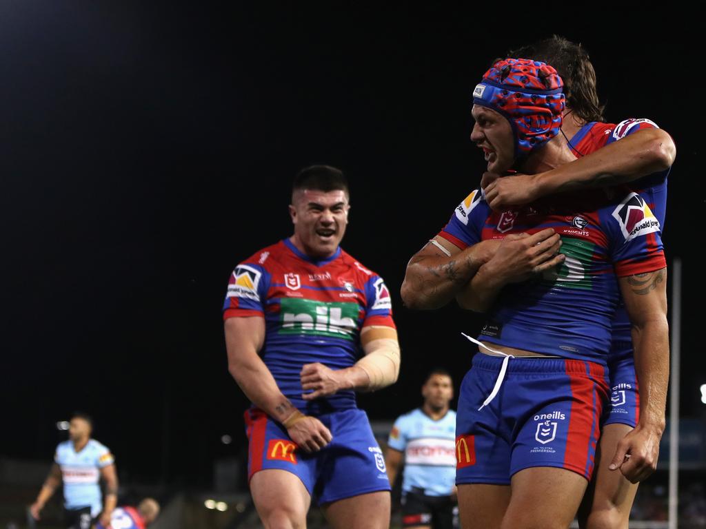 A sick Kalyn Ponga has torn the heart out of the Sharks’ chest.