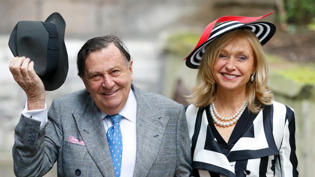 Barry Humphries and his wife of 30 years Lizzie Spender in 20`6 (Photo by Max Mumby/Indigo/Getty Images)