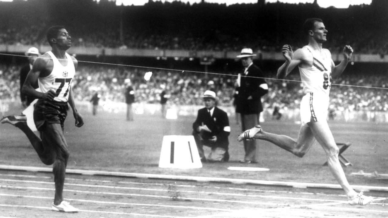 1956. Kevan Gosper (Australia). 1956 Olympic Games. Melbourne Olympics. Melbourne Olympic Games. MCG. Athletics.