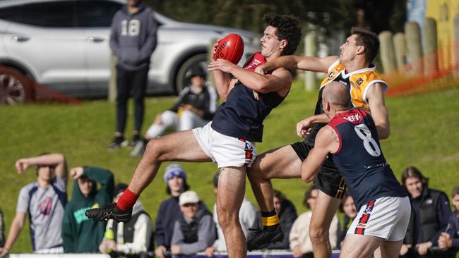 Nick Girolami takes a mark for Mt Eliza last season. Picture: Valeriu Campan