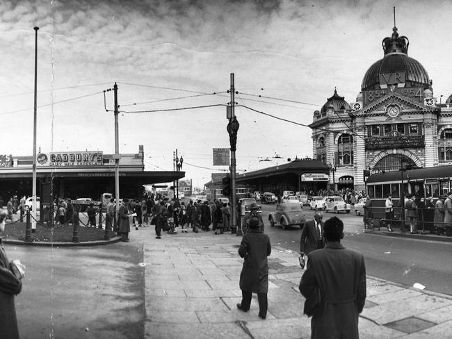 Corner of Flinders St and Swanston St in 1955. Picture: HWT Library.