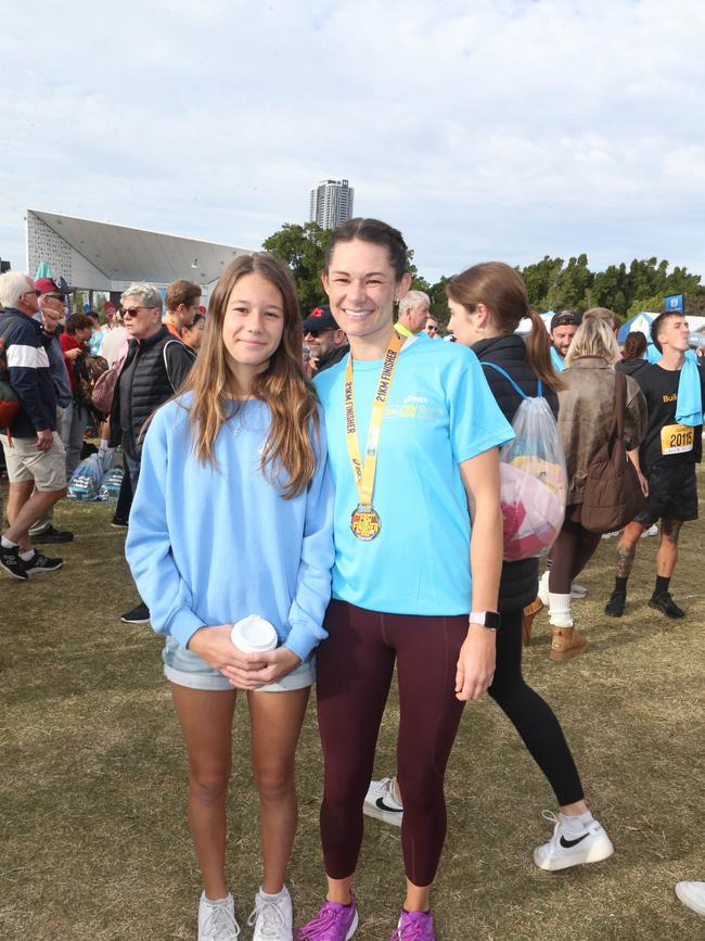 Gold Coast Marathon 2023 Laura and Kate Cummings. 1 July 2023 Southport Picture by Richard Gosling