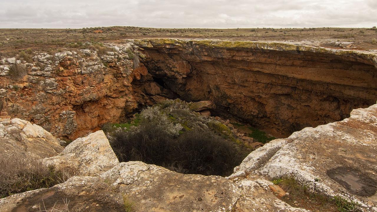 Vandals destroy Indigenous cave art