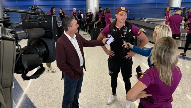 Brisbane Broncos star Corey Oates talks to reporters at LAX.