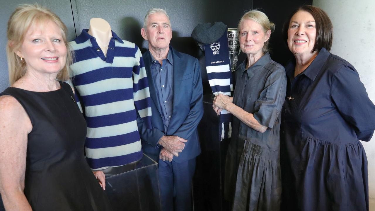 ‘A crackin’ life’: Geelong footy pioneer farewelled