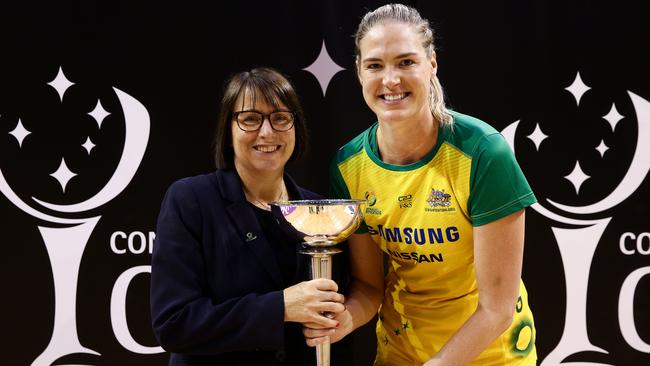 Coach Lisa Alexander and captain Caitlin Bassett pose with the Constellation Cup in October. 