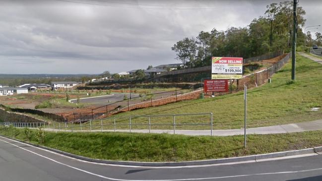 Dairy Creek Rd, off Wuraga Rd, where there are more than five new housing estates being built. PHOTO: JUDITH KERR