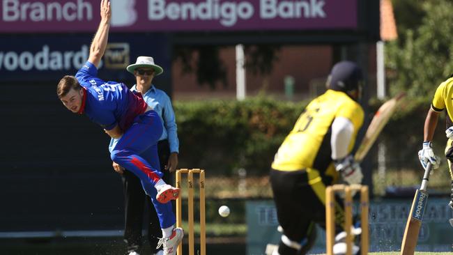 VTCA: Keilor bowler Luke McManus. Picture: Stuart Milligan