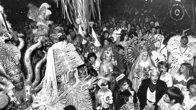 The crowd at Pier One in 1983.