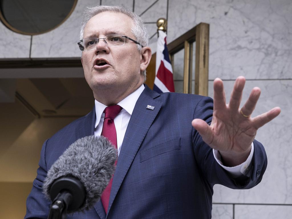 PM pushes premiers on borders