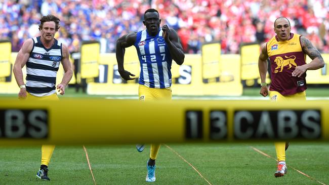 James Shirley (right) wins the half-time sprint ahead of Majak Daw and Jed Bews. Picture: Nicole Garmston