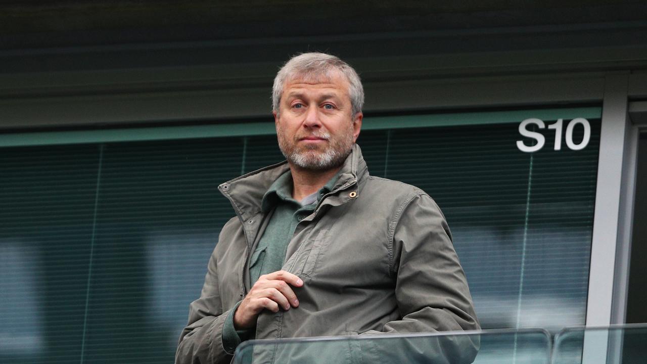 Chelsea owner Roman Abramovich wants to send racist fans on educational trips to Auschwitz.