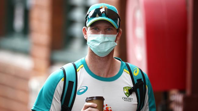 Steve Smith masked up at the SCG. Picture: Getty Images