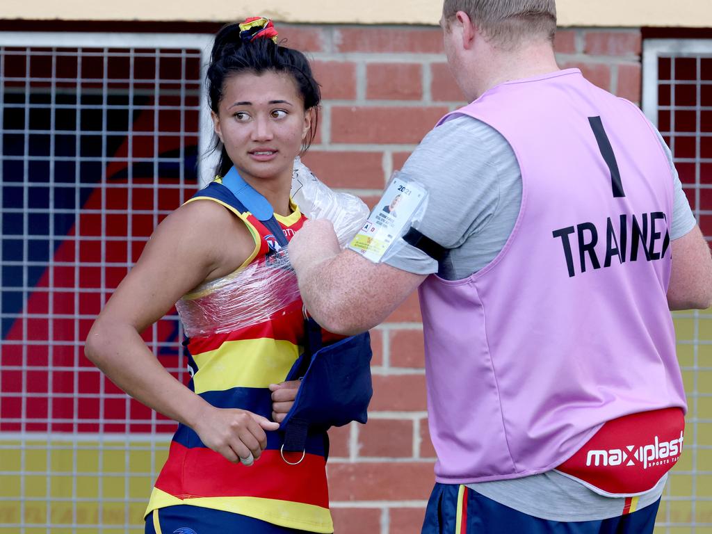 Hannah Button suffered a dislocated shoulder. Picture: James Elsby/AFL Photos/Getty