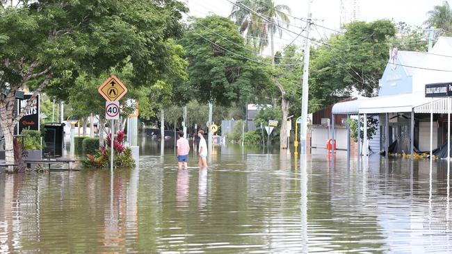 Flood waters rising in Brisbane, February 2022. Photo: Steve Pohlner