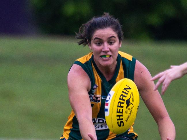 Amy Chittick playing for PINT in the 2024-25 NTFL season. Picture: Patch Clapp / AFLNT Media