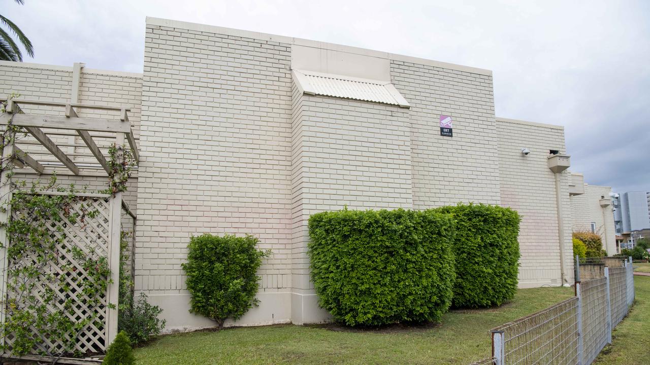 Shades of pink mark the remnants of anti-Semitic graffiti on the Southern Sydney Synagogue. Picture: NewsWire / Simon Bullard