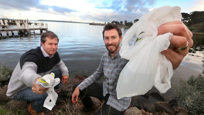 Fred Ritman and Dan Cowdell from Geelong Sustainability group happy about banning single use plastic bags, to keep them out of our waterways. picture: Glenn Ferguson