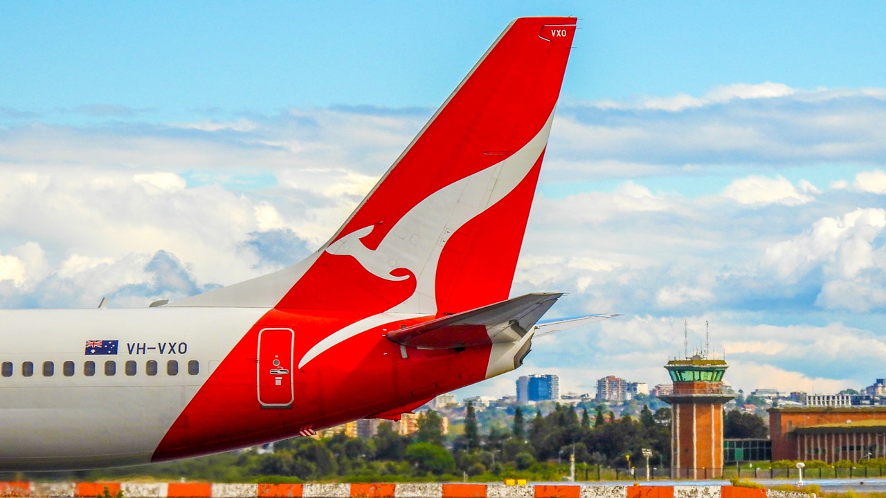 can-i-get-into-qantas-lounge-on-a-code-share-flight-escape-au