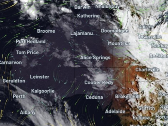 Queenslanders could be smashed by up to 400mm of rain after residents were warned to brace for heavy rainfall and potential flooding. Sky News Weather meteorologist Rob Sharp said Queensland’s southeast could be smashed by rainfall totals between 100 and 400mm over the next few days as flood watches were issued for parts of the state.“A lot of rain in the forecast,” Mr Sharp said on Tuesday, according to Sky News.Bureau of Meteorology senior meteorologist Miriam Bradbury said rainfall totals of 287mm was recorded at Toolakea between 9am Tuesday and 5am Wednesday, as well as 284mm at Bluewater during the same period. Falls of 211mm were recorded in just the six hours to 1.26am at Bluewater, while 197mm was recorded in the six hours to 1.25am at Toolakea.Ms Bradbury said six hourly rainfall totals up to 160mm could be recorded on Wednesday morning, as well as isolated falls of 240mm, across areas including Townsville, Palm Island and Lucinda. Picture: Weatherzone.