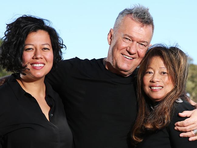 SUNAY TELEGRAPH - EMBARGOED UNTIL OCTOBER 22ND - Pictured is Jimmy Barnes with his daughter Mahalia and Wife Jane in Mossvale today. Picture: Tim Hunter.