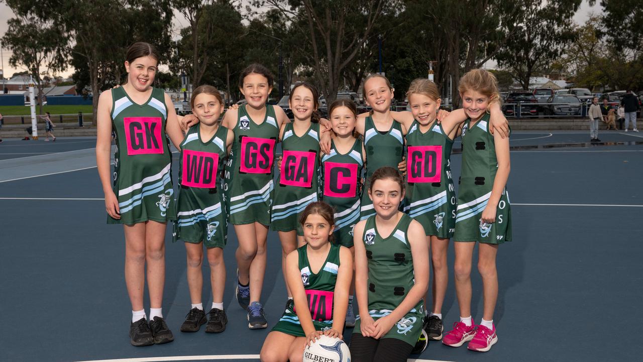 Geelong Amateurs Pearls under-11 netball team.