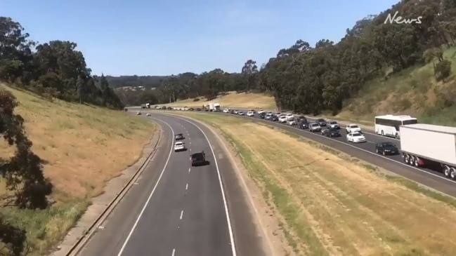 Huge delays on freeway as truck runs out of fuel