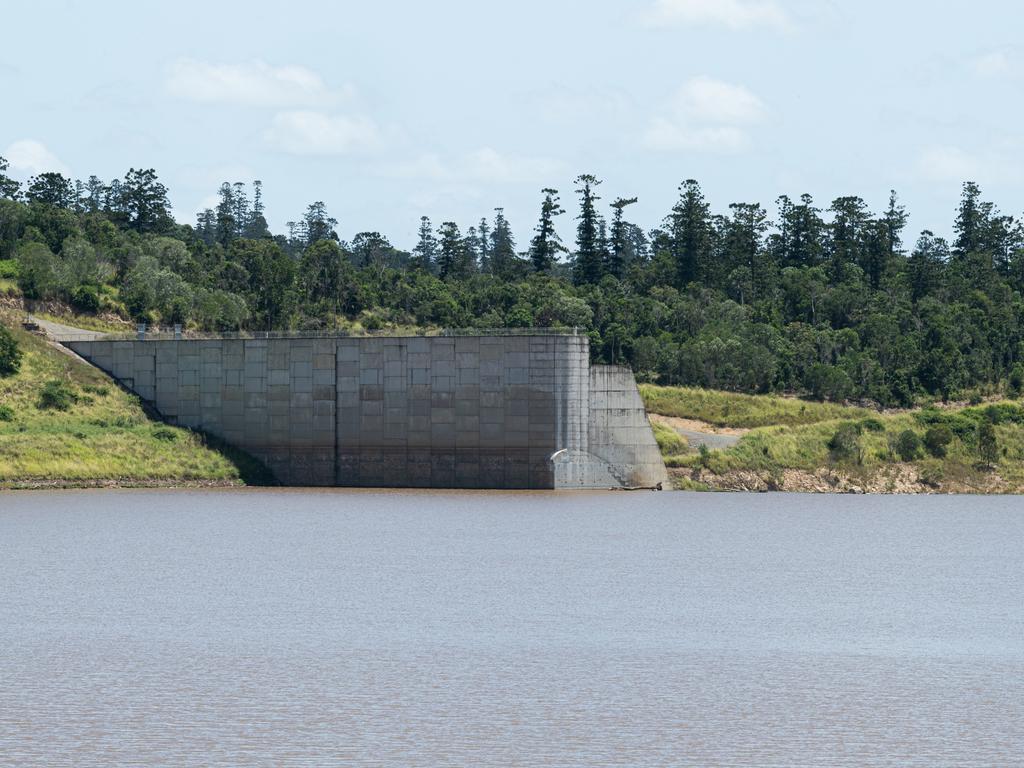 Paradise Dam, Photo Paul Beutel