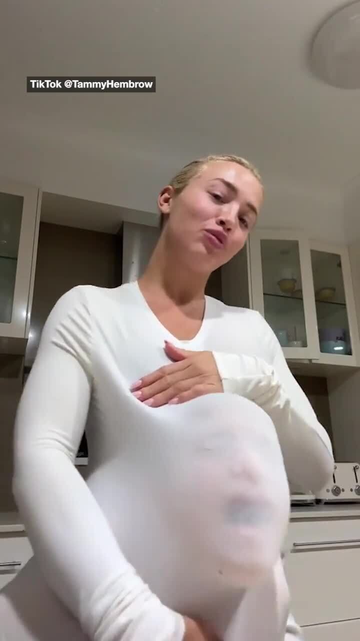 Tammy Hembrow's 'pregnancy' announcement offends