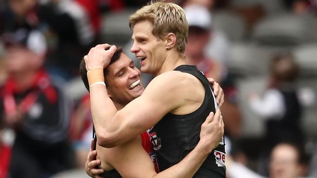 Should Nick Riewoldt and Leigh Montagna retire? Picture: Getty Images