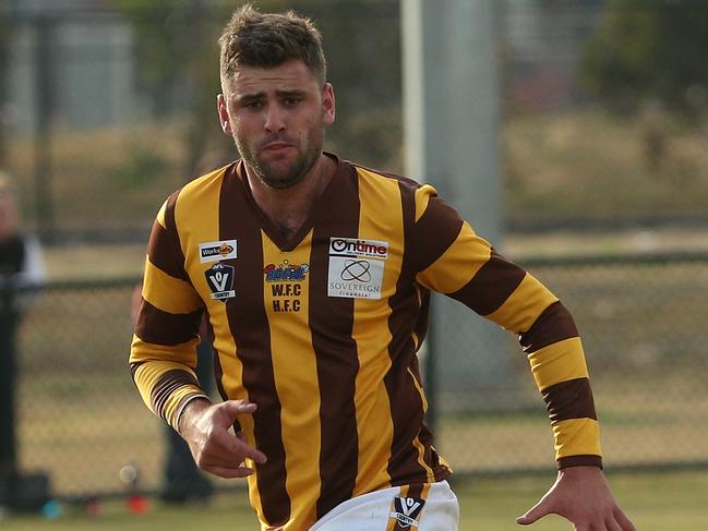 RDFL footy: Melton Centrals v Woodend-Hesket: Tom Gawthrop of Woodend-Hesket leads Jonathan Ferri of Melton Centrals to the ballSaturday, May 1, 2021, in Harkness, Victoria, Australia. Picture: Hamish Blair