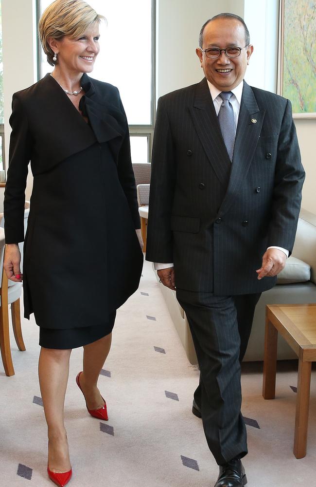 Signature shoe ... Julie Bishop in pointy red stilettos. Picture: News Corp Australia