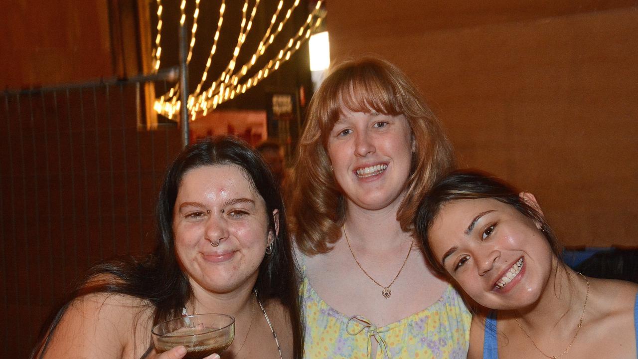 Brooke Hartley, Jessica Harris and Teliah Chyssen at Drag Queen Bingo, Miami Marketta. Pic: Regina King