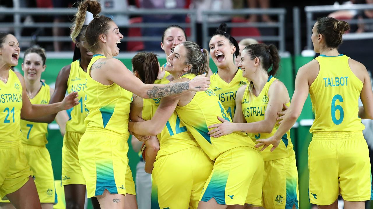 height of australian women's basketball team