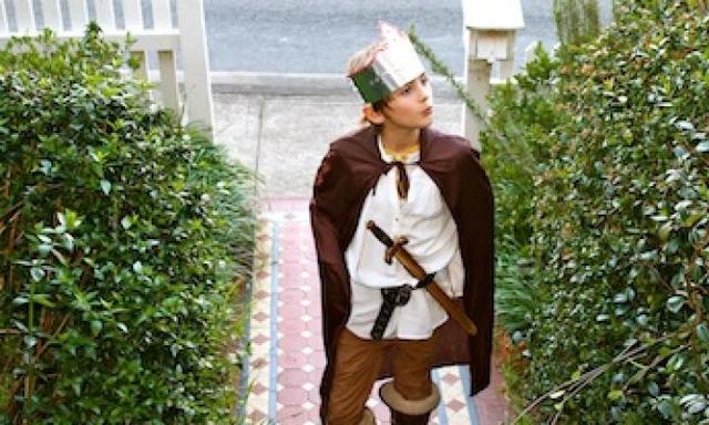 Easy costume: Prince Charming