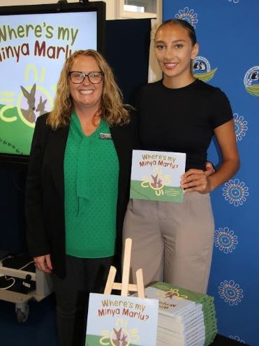 Teen author Mia Speed with Lincoln Gardens Primary School principal Sarah Spencer. Picture: Indigenous Literacy Foundation