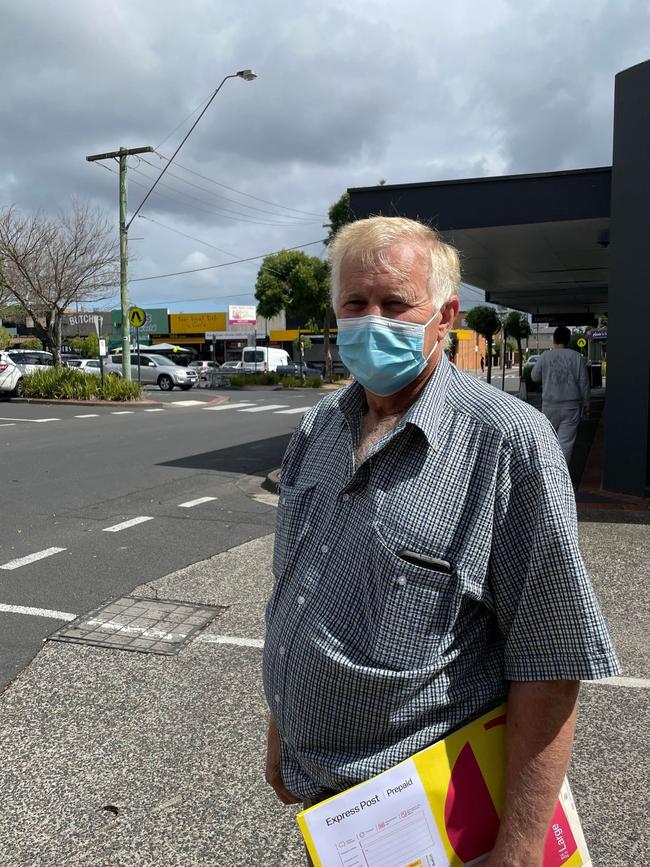 Mt Waverley voter Don Cole is not impressed by either major party.