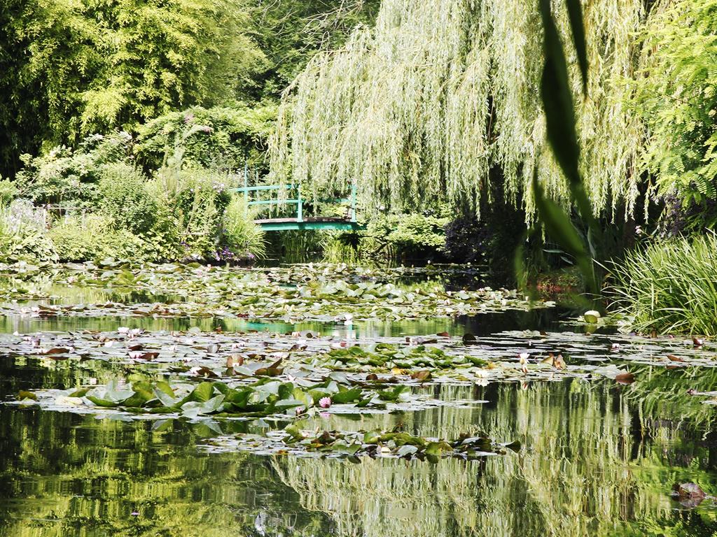 Follow in the footsteps of Monet