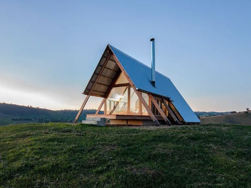 This little Airbnb in NSW is some pretty impressive inspiration.