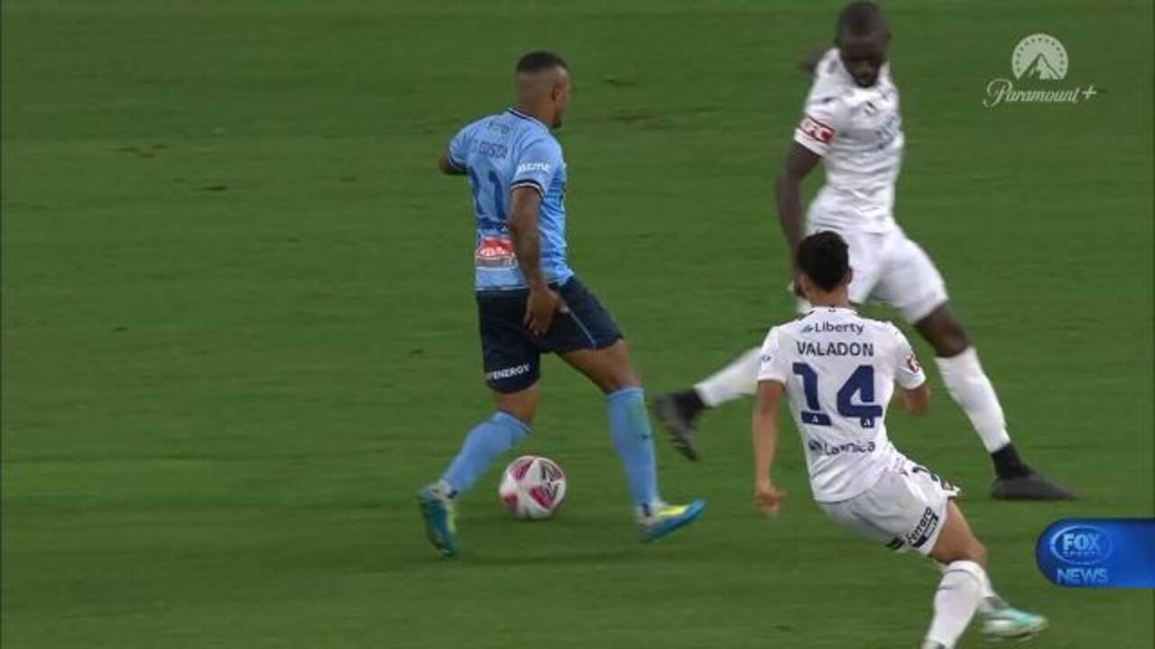 Sydney FC star hit with 6-8 week injury