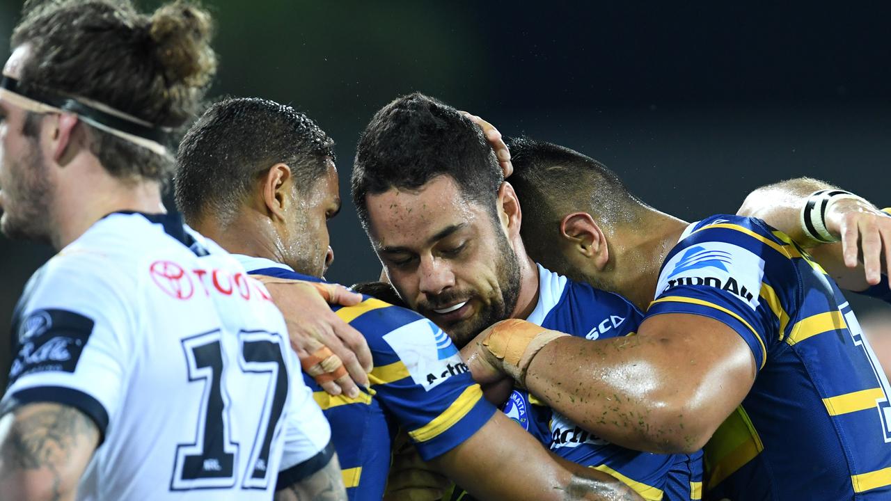 Parramatta players have been put on notice by coach Brad Arthur. (AAP Image/Dan Peled)