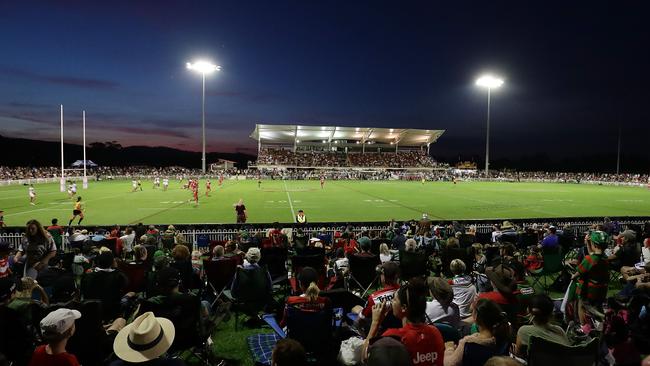 Rabbitohs play the Dragons in the Charity Shield in Mudgee. Photo: Mark Metcalfe/Getty Images)