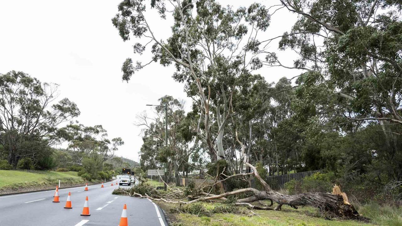 Tasmania Wet Weather - East Derwent Highway. Picture: Caroline Tan