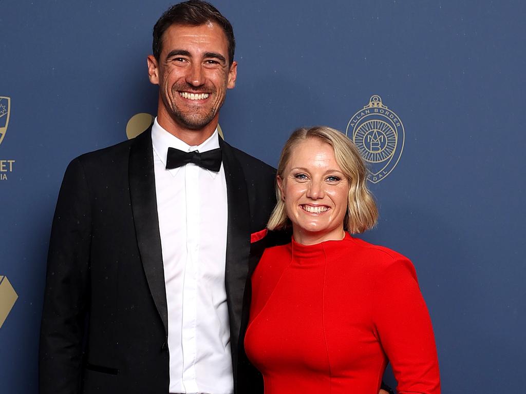 Australian cricketers Mitchell Starc and Alyssa Healy. Picture: Brendon Thorne/Getty Images