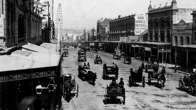 George Street, looking south from Bathurst Street in a photo taken between 1898-1900. Picture: Mitchell (State) Library.